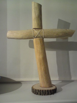 small wood cross